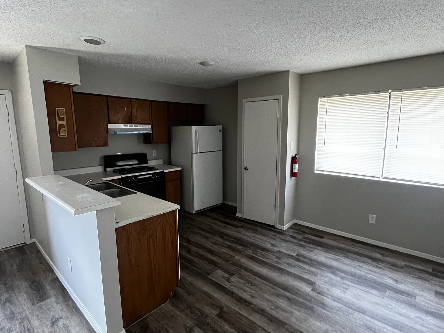 821 Bracewood Circle - C — Photo 3