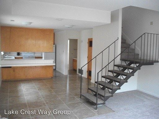 5th image of 5994 Lake Crest Way APT 32