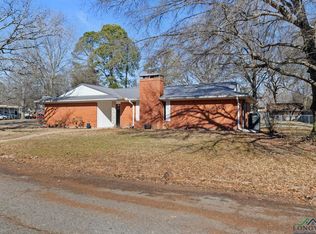 100 Elmwood Pkwy, Naples, TX 75568
