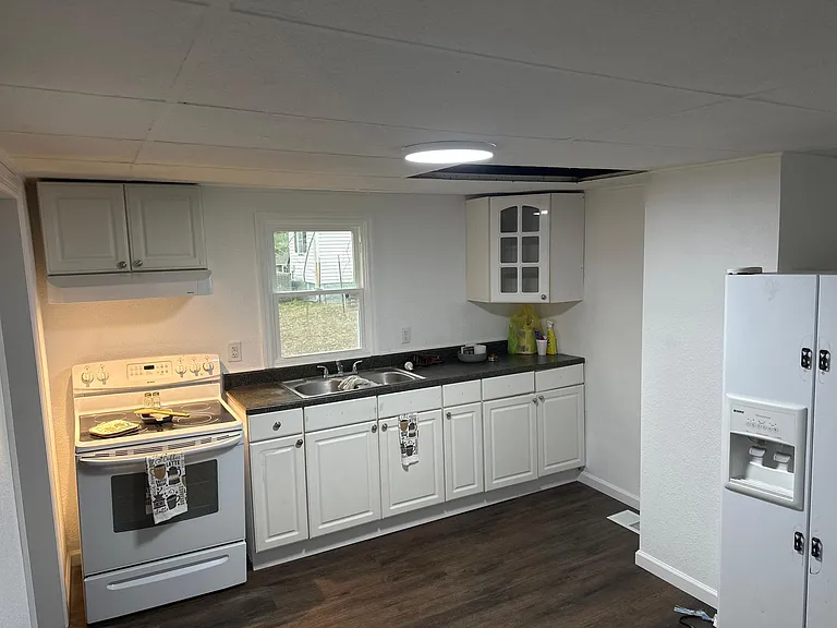 113 Bayberry St — Photo 2