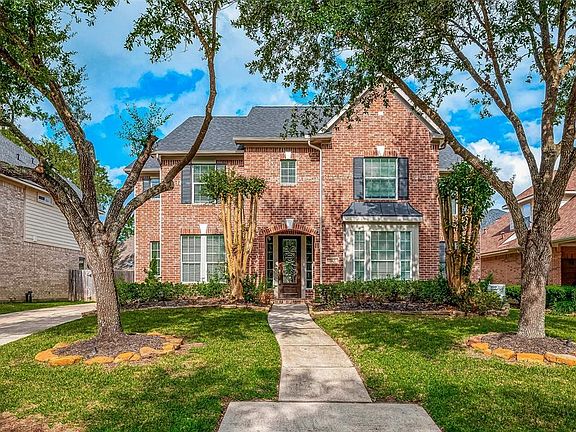 2nd image of 7415 Auburn Oak Trl