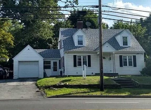 3rd image of 2776 Hartford Ave