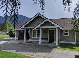 565 SE 10th Pl, North Bend, WA 98045