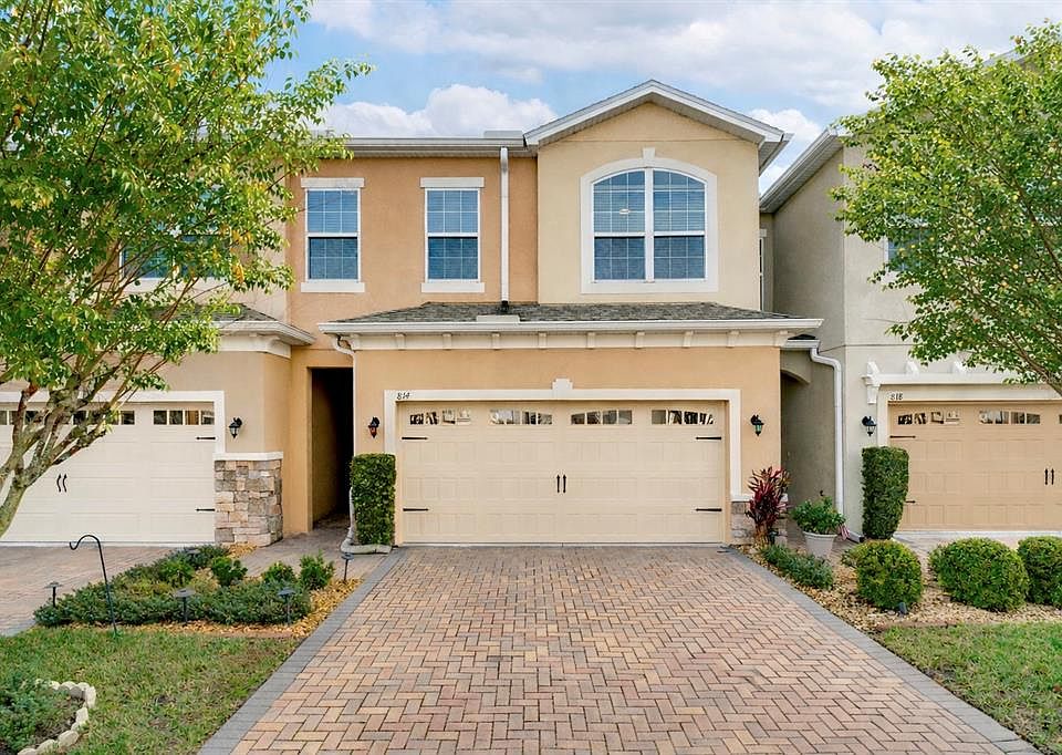 1st image of 814 WALKERS GROVE LANE