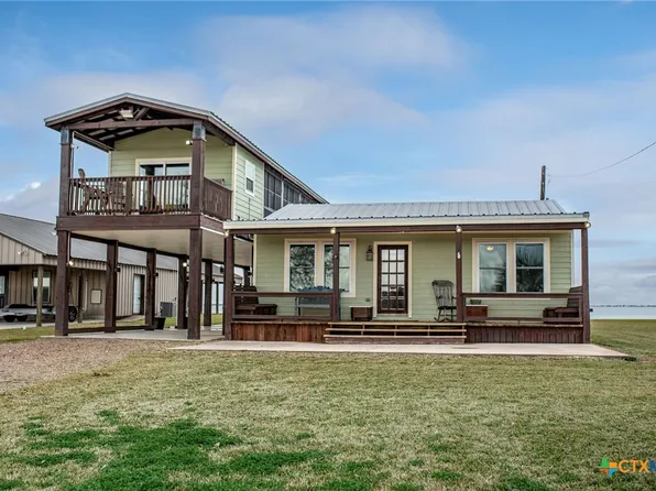 1067 North Cres #307, Pt Lavaca, TX 77979