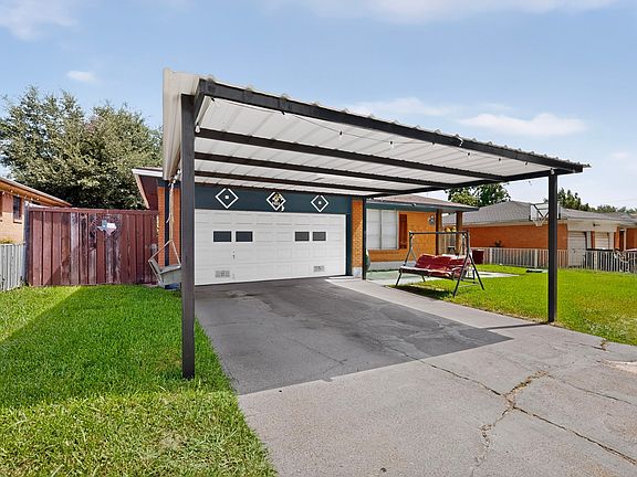 3rd image of 8933 Jennie Lee Ln