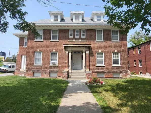 114 N 32nd Ave, Omaha, NE 68131