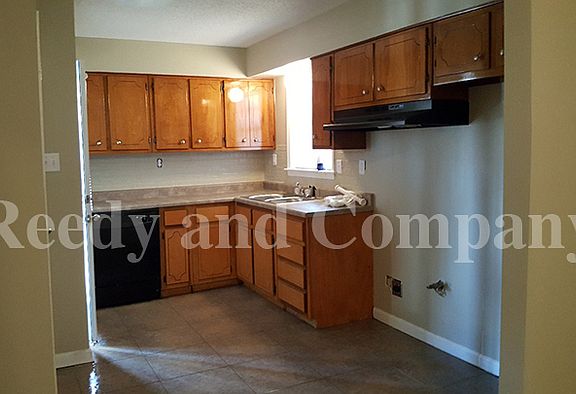 2nd image of 7705 Kiowa St