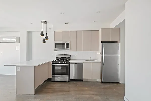 Rented by Living New York | media 10