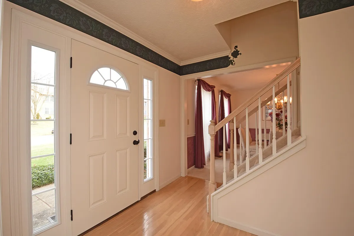 Building Photo - 6169 Hillsdale Ln