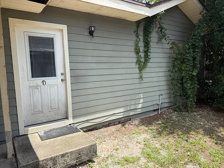 1107 NW 6th St #D — Photo 11