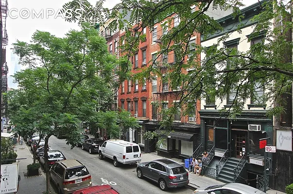 Rented by Compass | media 5