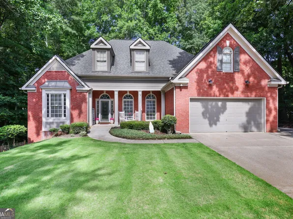 5717 Overlook Cir, Powder Springs, GA 30127
