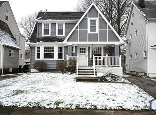 3337 Sylvanhurst Rd, Cleveland Heights, OH 44112