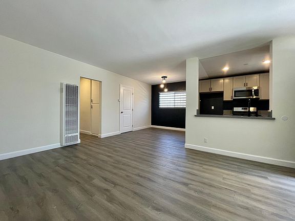 5th image of 11543 Venice Blvd