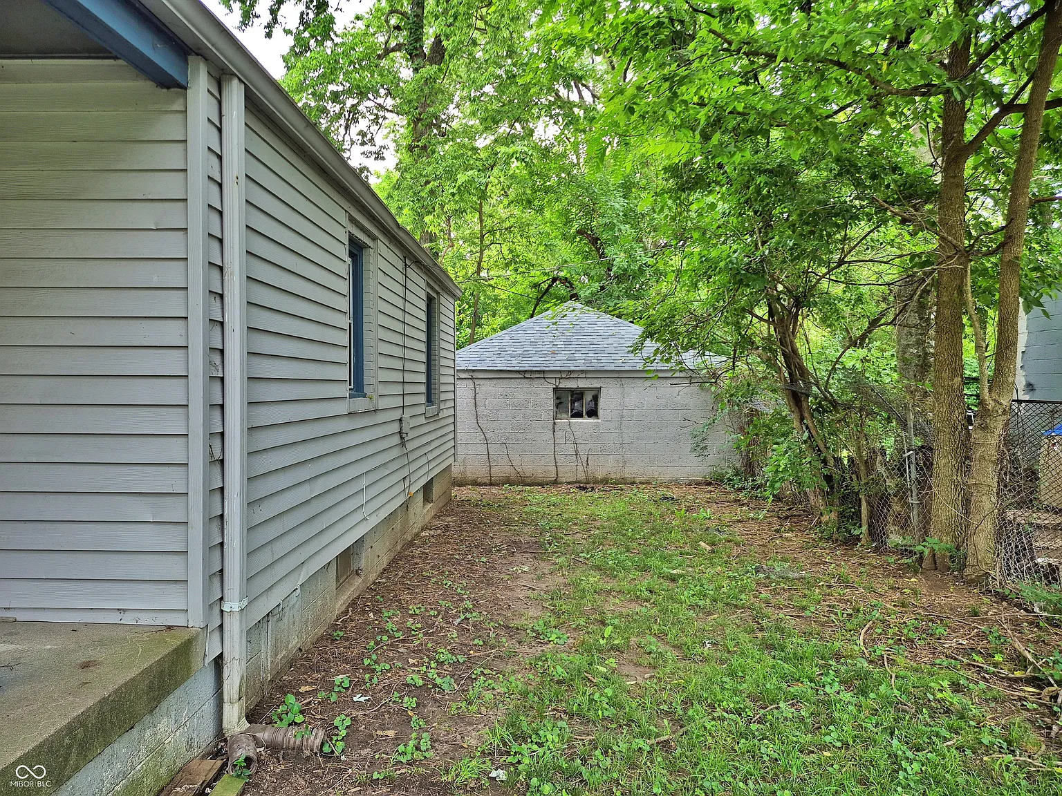 1 bed, 1.0 bath, 644 sqft, $825 — Photo 2