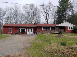 776 Seese Hill Rd, Canadensis, PA 18325