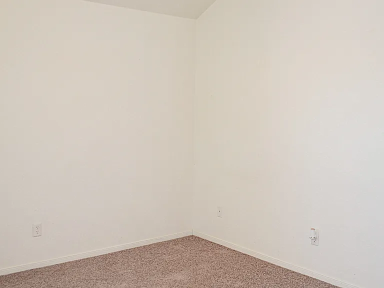 5802 Venetian Ct — Photo 20