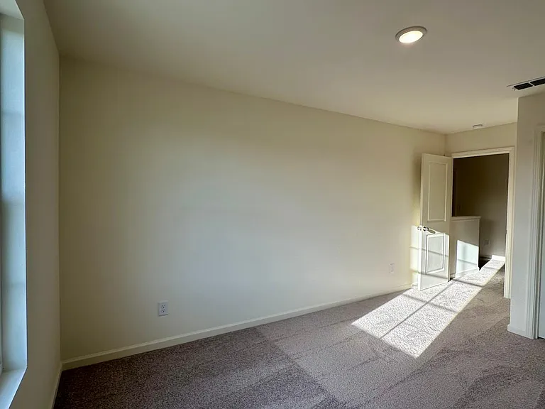 456 Grand Magnolia St — Photo 17