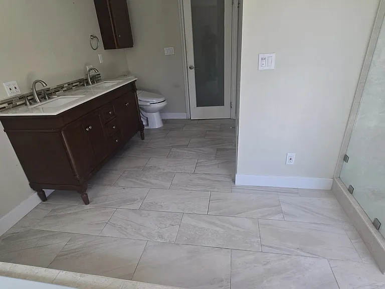 17752 Collins Cir — Photo 27