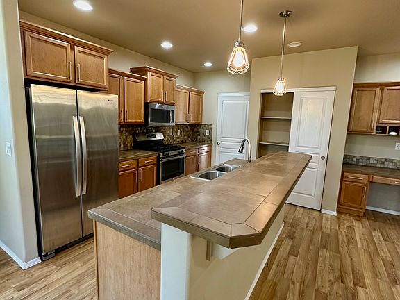 3rd image of 61158 Teton Ln