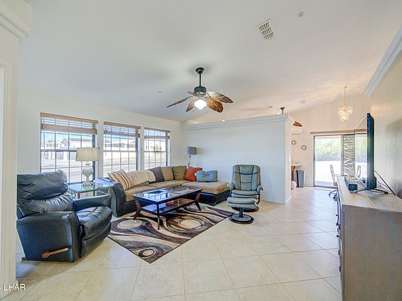 3rd image of 2460 Hummingbird Ln Unit 101