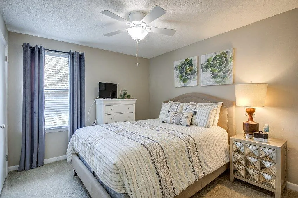 Sheffield Heights Apartment Homes — Photo 4