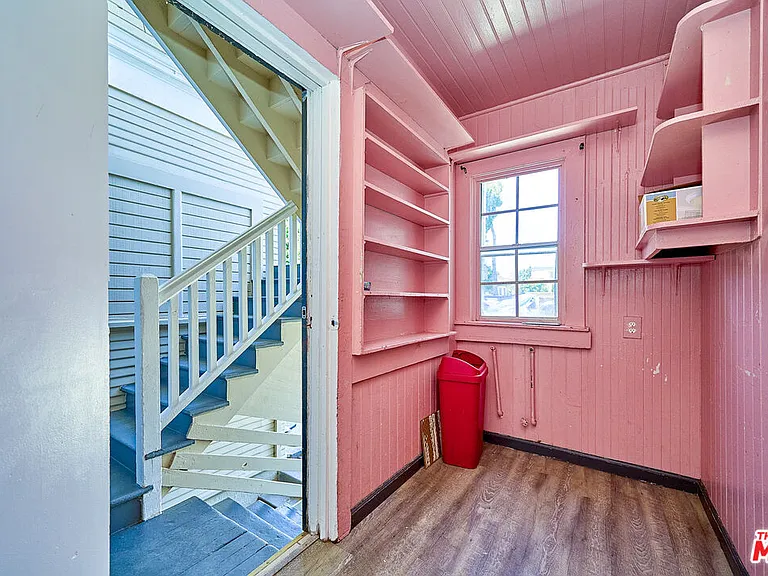 1347 Valencia St #A — Photo 4