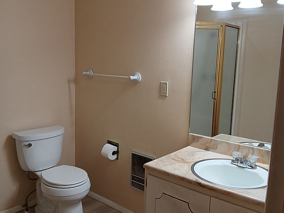 4th image of 1131 S 12th St