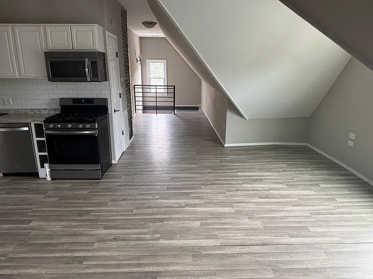 2534 N Murray Ave #2 — Photo 2