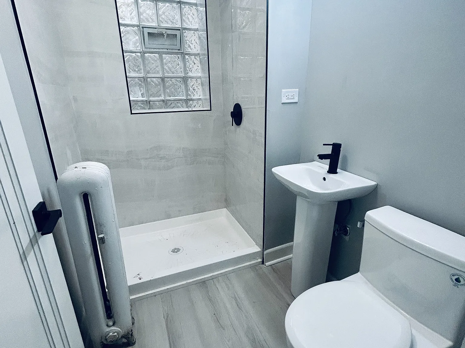 5005 North Harding Avenue - 5009-3 — Photo 3