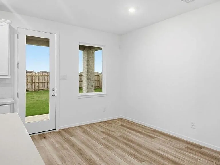 21510 Coronado Green Dr — Photo 10