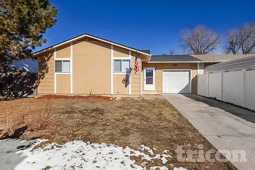 3127 S Moonbeam Cir Photo 1