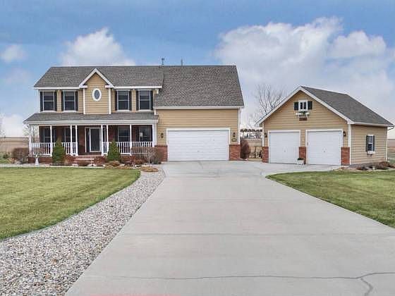 1st image of 312 N Shores Cir
