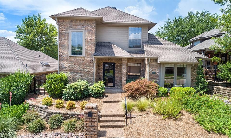 1st image of 2407 Club Oaks Ct
