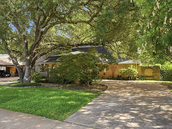 4th image of 6815 Lyre Ln