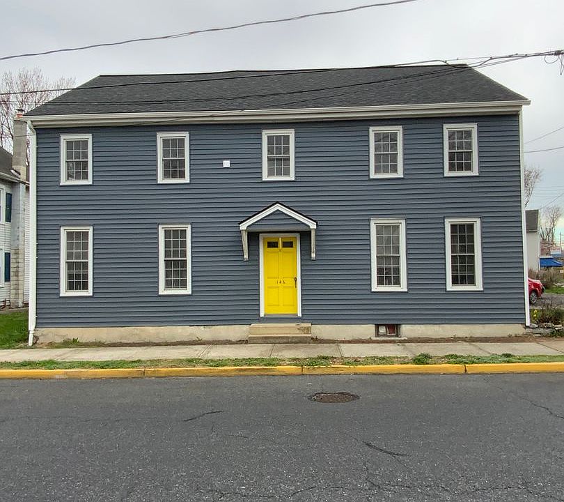 1st image of 146 N Cedar St Floor 2