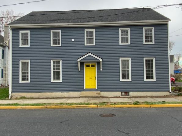 146 N Cedar St Floor 2