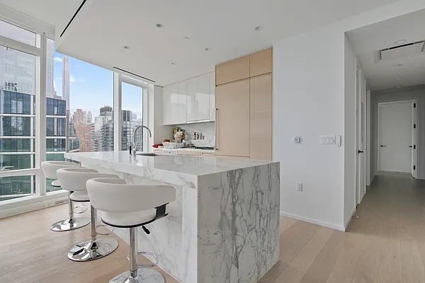 Rented by Douglas Elliman | media 4