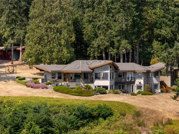 466 Meredith Road Rd, Cowichan Valley, BC V0R 2P3