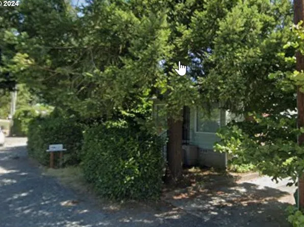 3810 SE 101st Ave, Portland, OR 97266