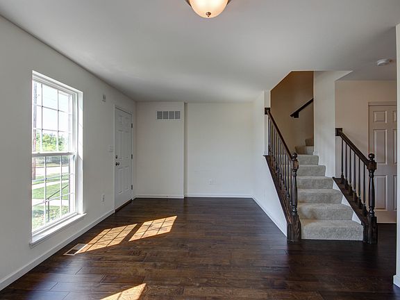 5th image of 1817 Basston Dr