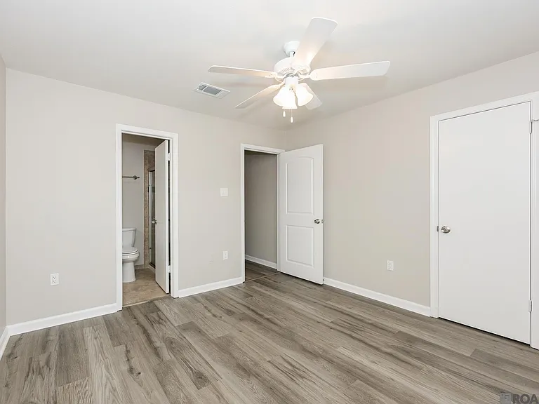10062 Jefferson Hwy #B — Photo 18