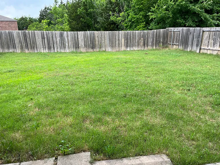 3115 Elam St — Photo 15
