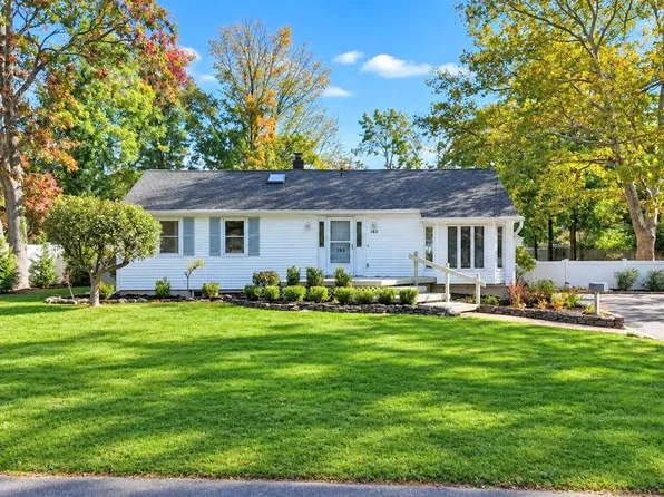 153 Juniper Avenue, Smithtown, NY 11787