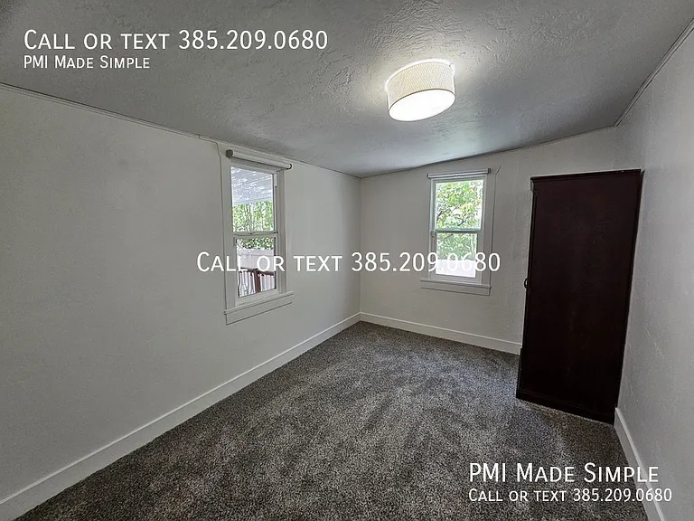 512 E Hawthorne Ave — Photo 18