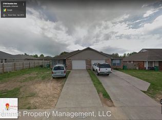 2765 Braxton Ave #B, Springdale, AR 72764