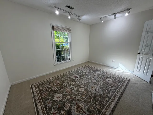 2326 Brandt Vlg — Photo 5