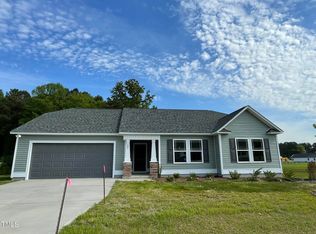 102 Bushel Ln, Willow Spring, NC 27592