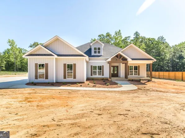 903 Robinhood Rd, Dublin, GA 31021